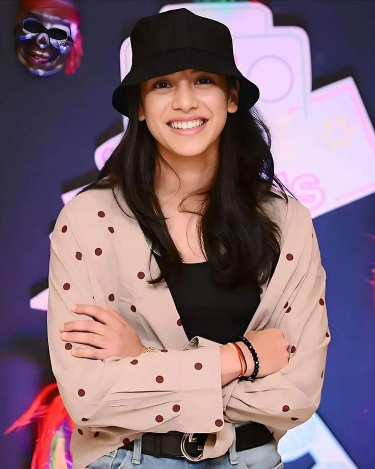 Mandhana Fashion